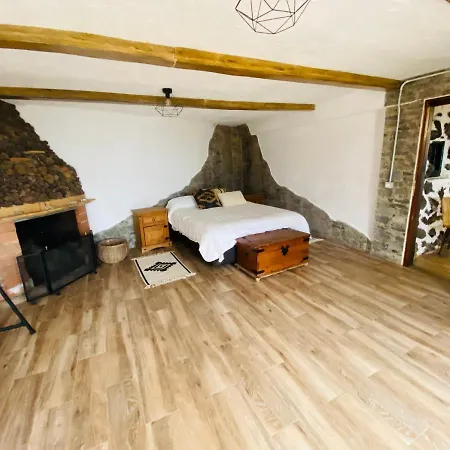 Chalet Eco-resort Maestra